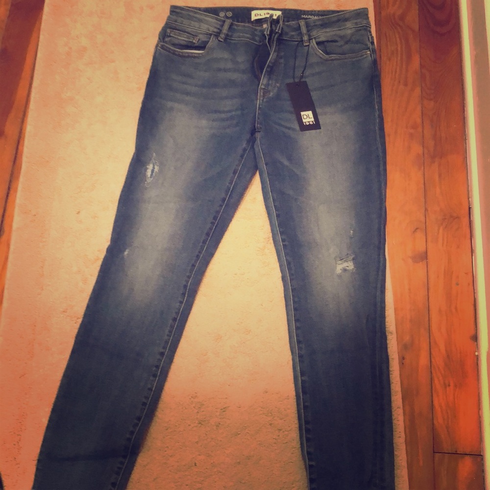 Light skinny jeans